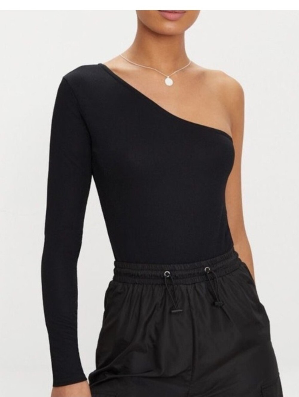 PrettyLittleThing Black Garment